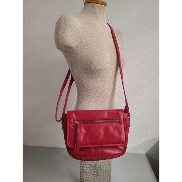 Statement Red Leather Crossbody Purse Bag Tassel Zipper Pouch Adjustable Strap - Picture 2 of 9